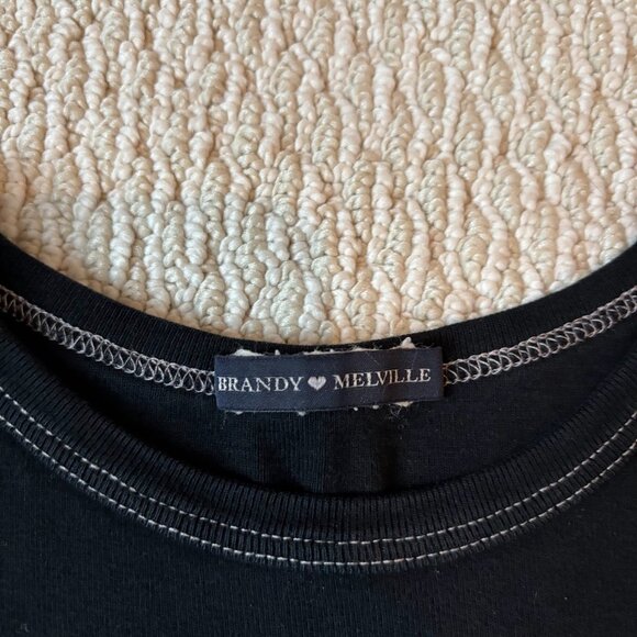 Black Baby Tee from Brandy Melville - Picture 2 of 2
